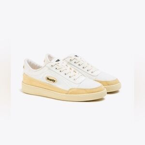 Thaely Unisex White Sneakers Size 9 US